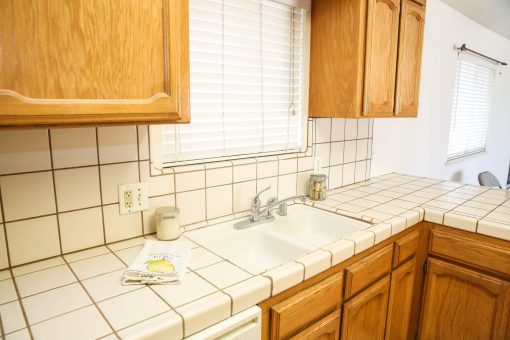 Large Home on 1.31 +/- Acres - Lemoore - SOLD - Image 3